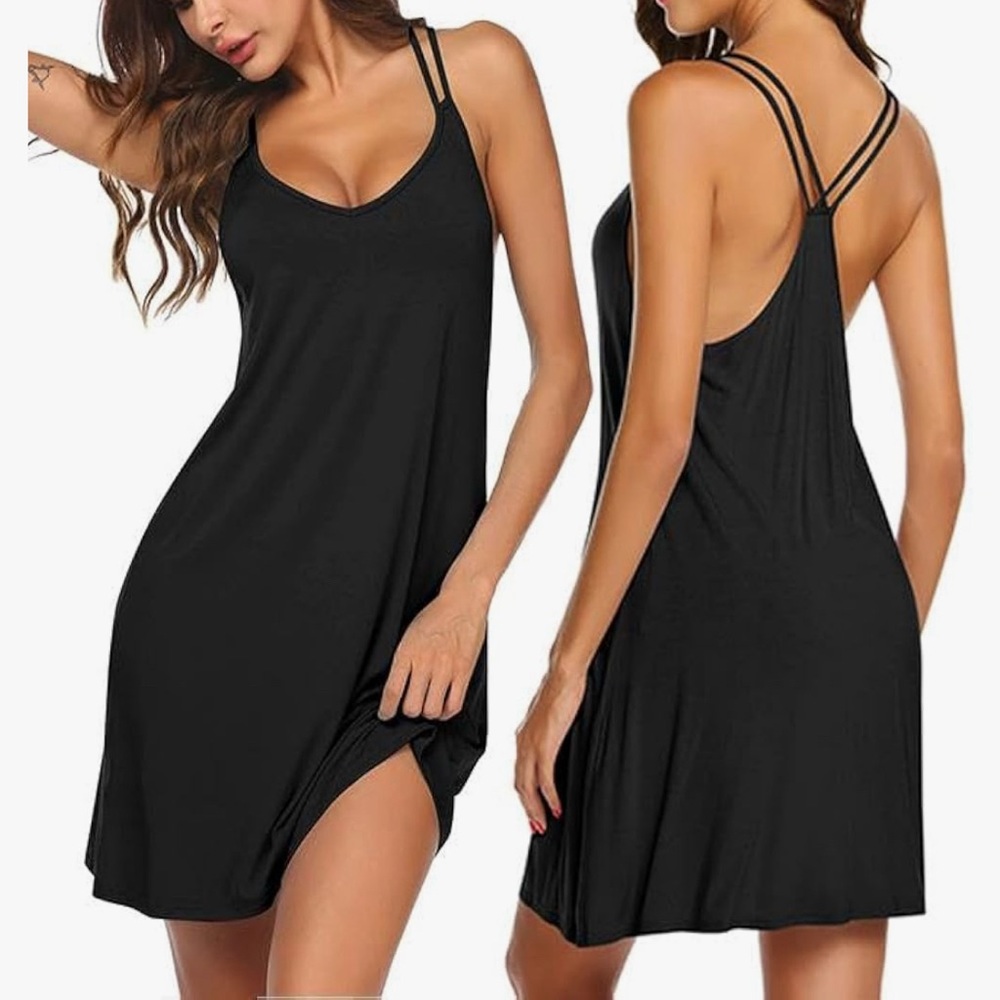 Double Strap V-Neck Racerback Nightgown in Black - Size M